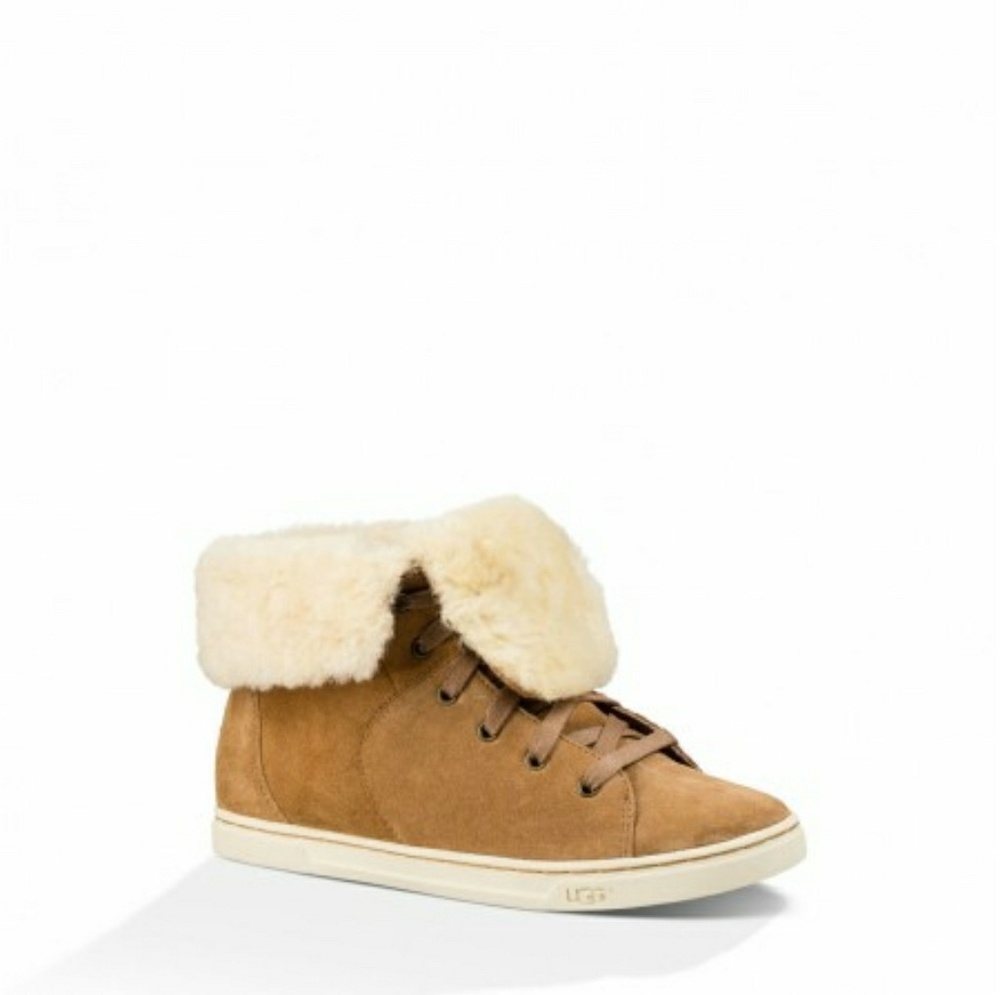 NEW AUTHENTIC UGG SNEAKER BOOTS
